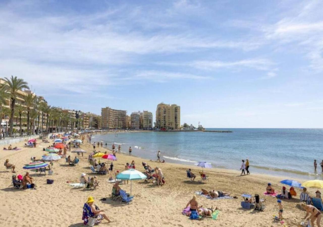 Beautiful Apartment Playa Del Cura Beach In Torrevieja Spain Екстериор снимка